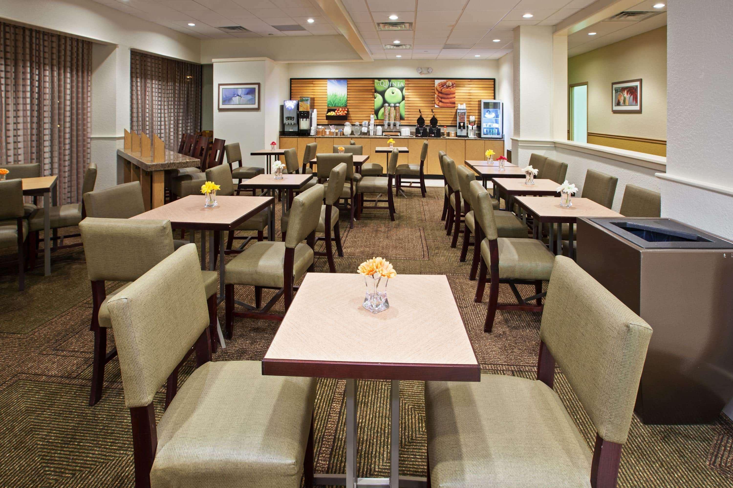 La Quinta By Wyndham Nashville Airport/Opryland Экстерьер фото