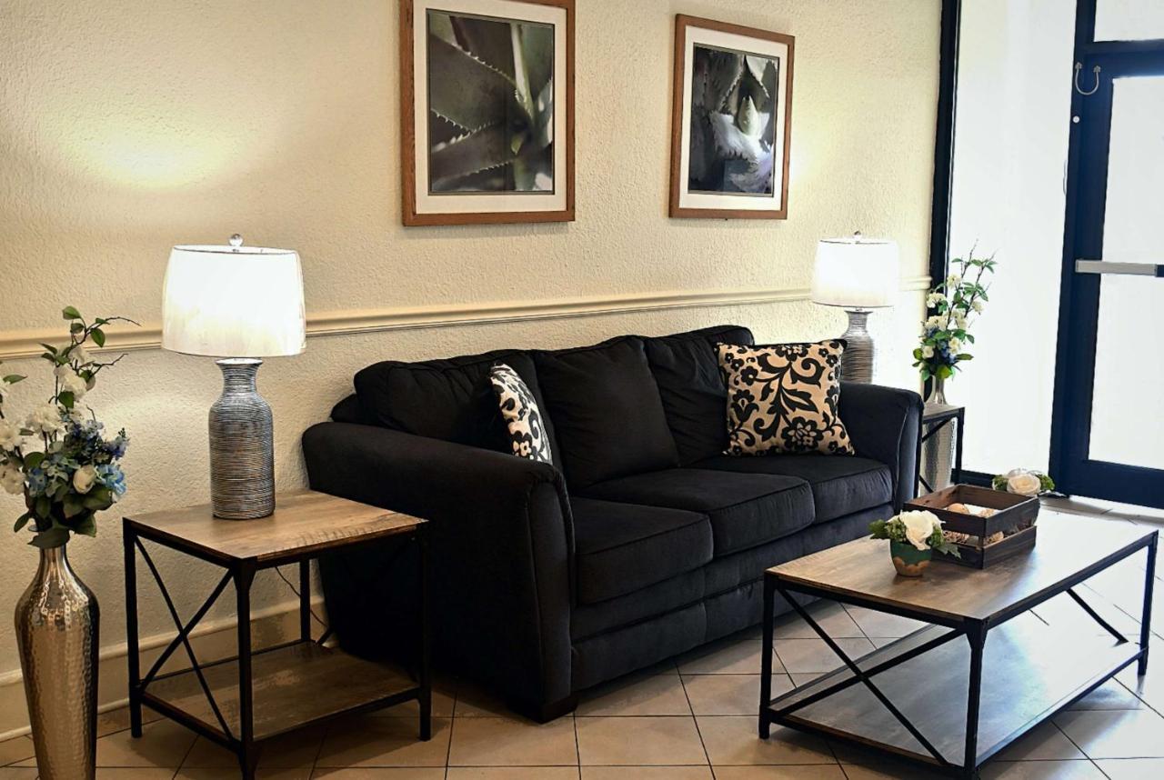 La Quinta By Wyndham Nashville Airport/Opryland Экстерьер фото
