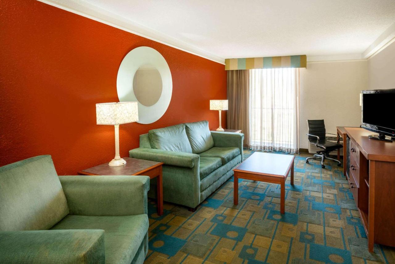 La Quinta By Wyndham Nashville Airport/Opryland Экстерьер фото